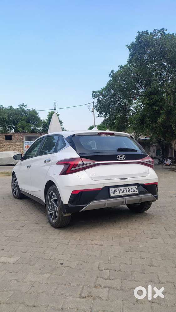 Hyundai I20 Asta (o) 1.2 Mt, 2025, Petrol