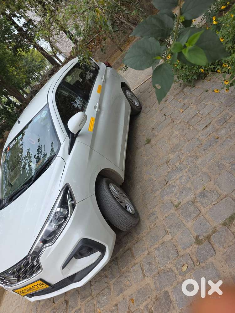 Maruti Ertiga Hybrid 2025 Model