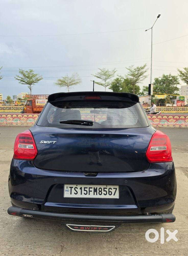 Maruti Suzuki Swift 1.3 Zxi, 2023, Petrol