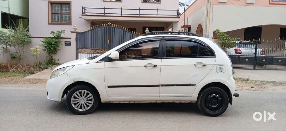 Tata Indica Vista Aqua 1.3 Quadrajet (abs), 2010, Diesel