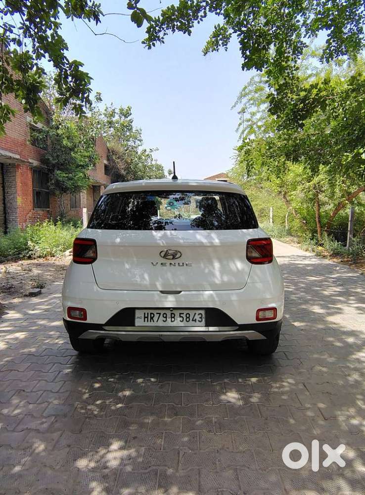 Hyundai Venue E, 2019, Cng & Hybrids