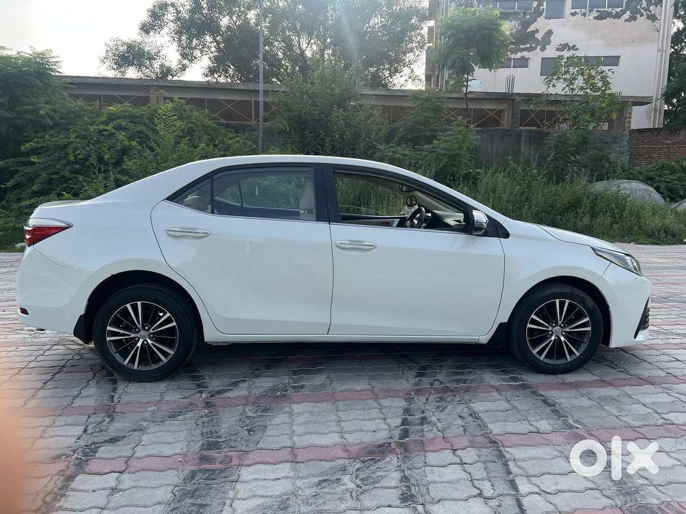 Toyota Corolla Altis 1.8 Gl, 2017, Petrol