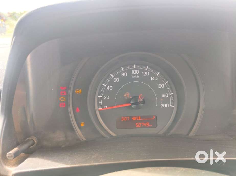 Maruti Suzuki Swift Lxi Optional-o, 2019, Petrol
