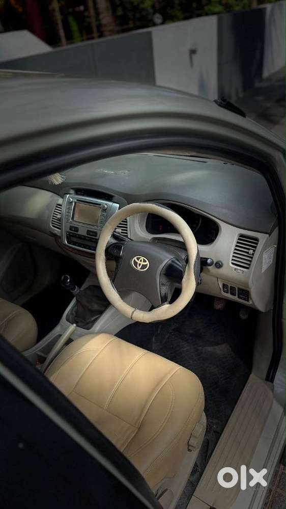 Toyota Innova, 2012, Diesel