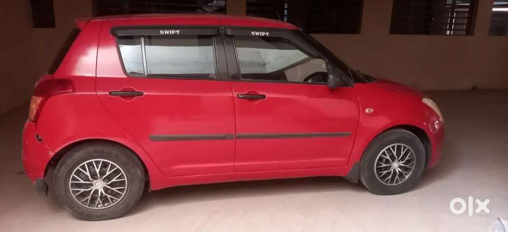 Maruti Suzuki Swift 2009 Cng & Veri Good Condition
