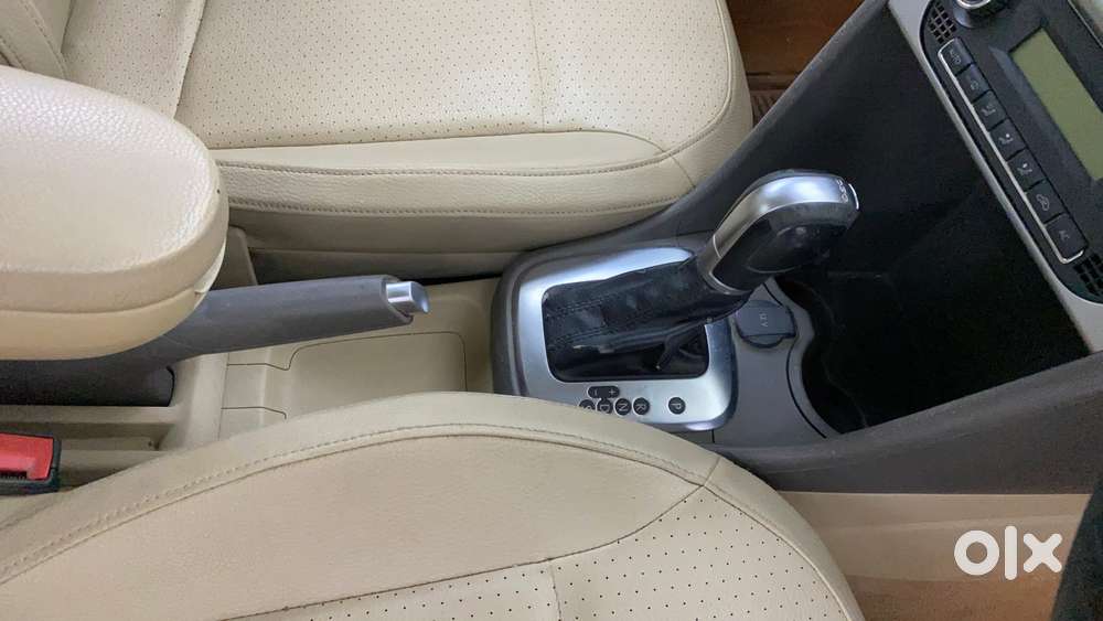 Volkswagen Vento 2010-2013 Petrol Highline At, 2016, Petrol