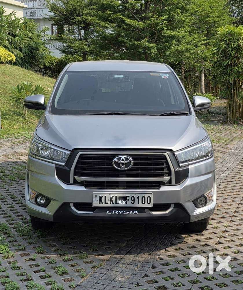 Toyota Innova Crysta 2.4 G Plus Mt 7 Str, 2025, Diesel