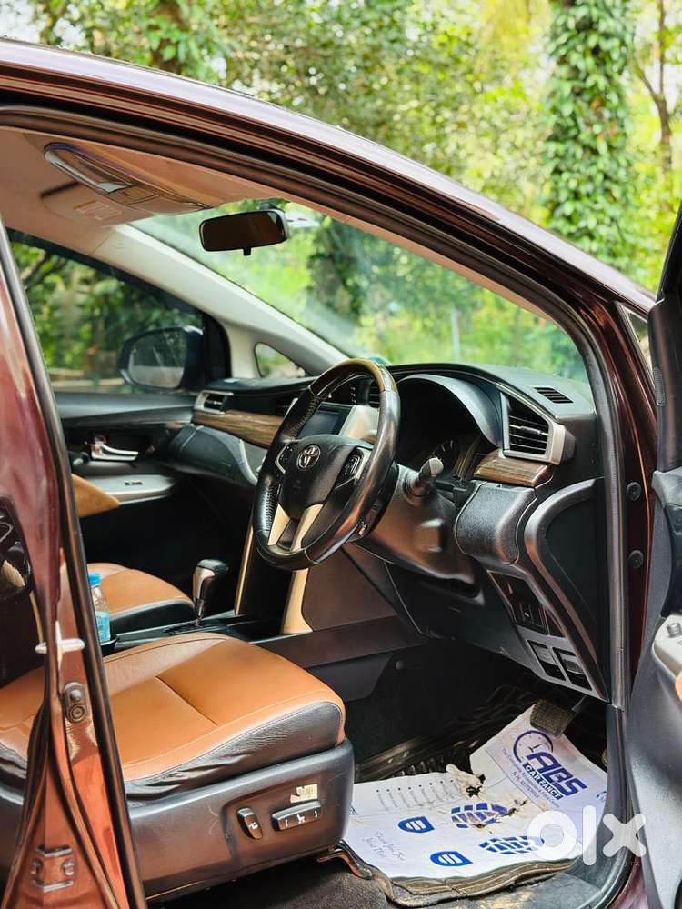 Toyota Innova Crysta 2.8 Zx At, 2016, Diesel