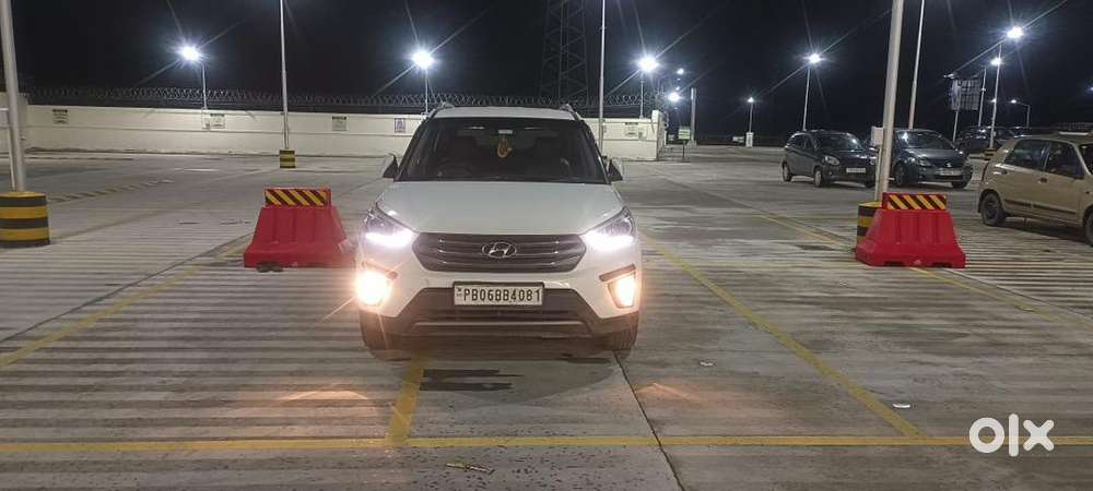 Hyundai Creta 2017 Diesel Well Maintained,all Services From Agency