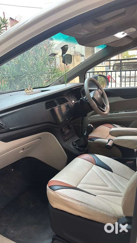 Mahindra Marazzo Diesel 2019