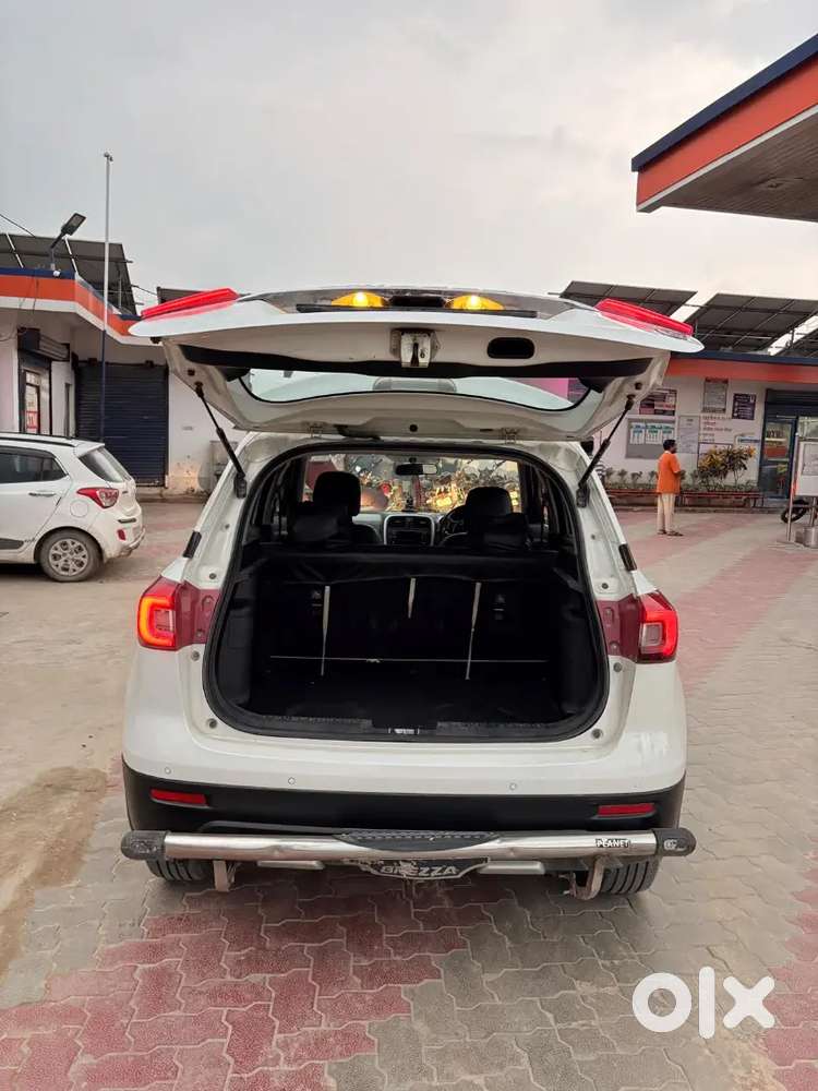Maruti Suzuki Brezza Vxi 2021