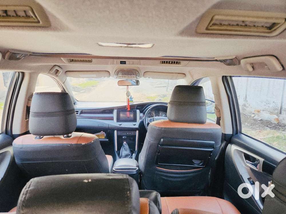 Toyota Innova Crysta 2.4 V 8 Str, 2017, Diesel