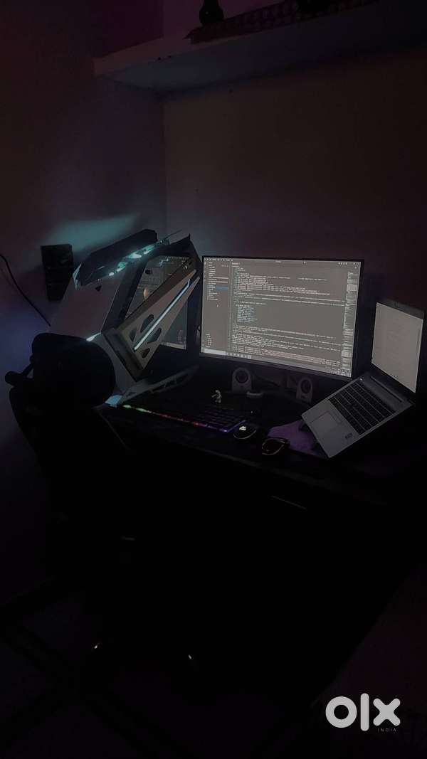 New Condition Complete Desktop Computer