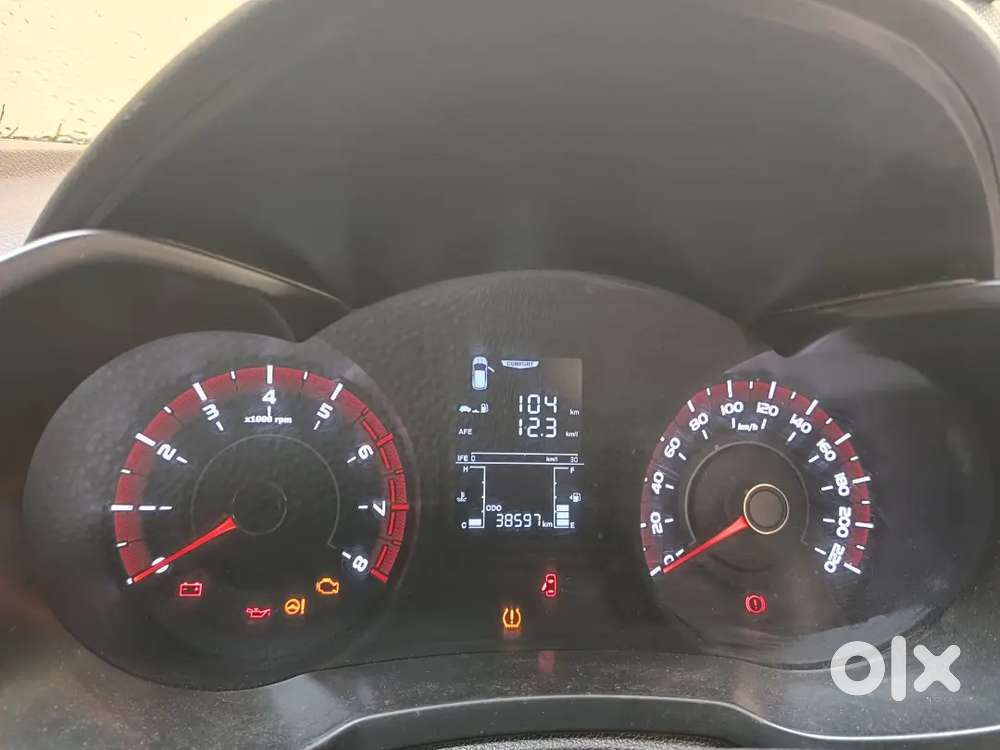 Mahindra Xuv300 Petrol 2023