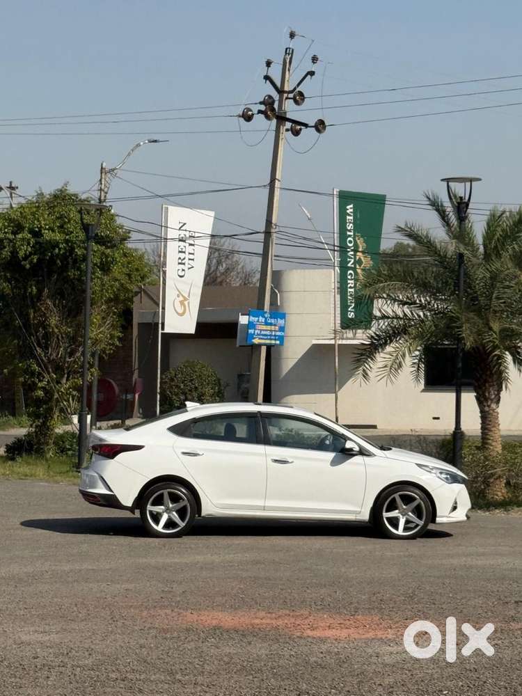 Hyundai Verna 1.5 Sx Diesel Mt, 2022, Diesel