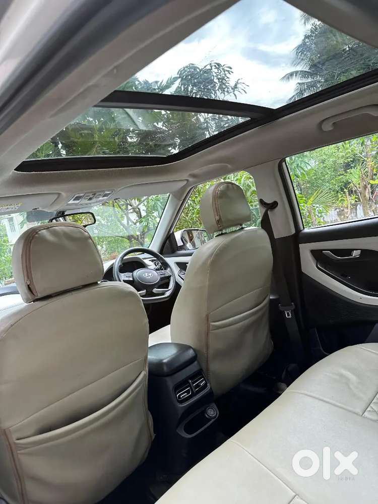 Quality Car.. Sunroof.. Company Set Allow Veel