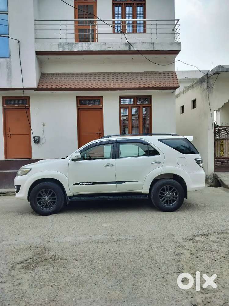 Toyota Fortuner 2016 Diesel 72000 Km Driven