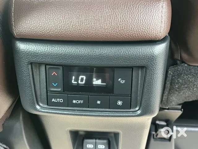 Toyota Innova Hycross 2.0 Zx Hybrid 7 Str, 2024, Petrol