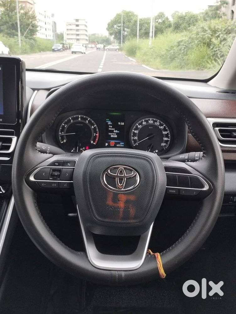 Toyota Innova Hycross Gx (o), 2026, Petrol