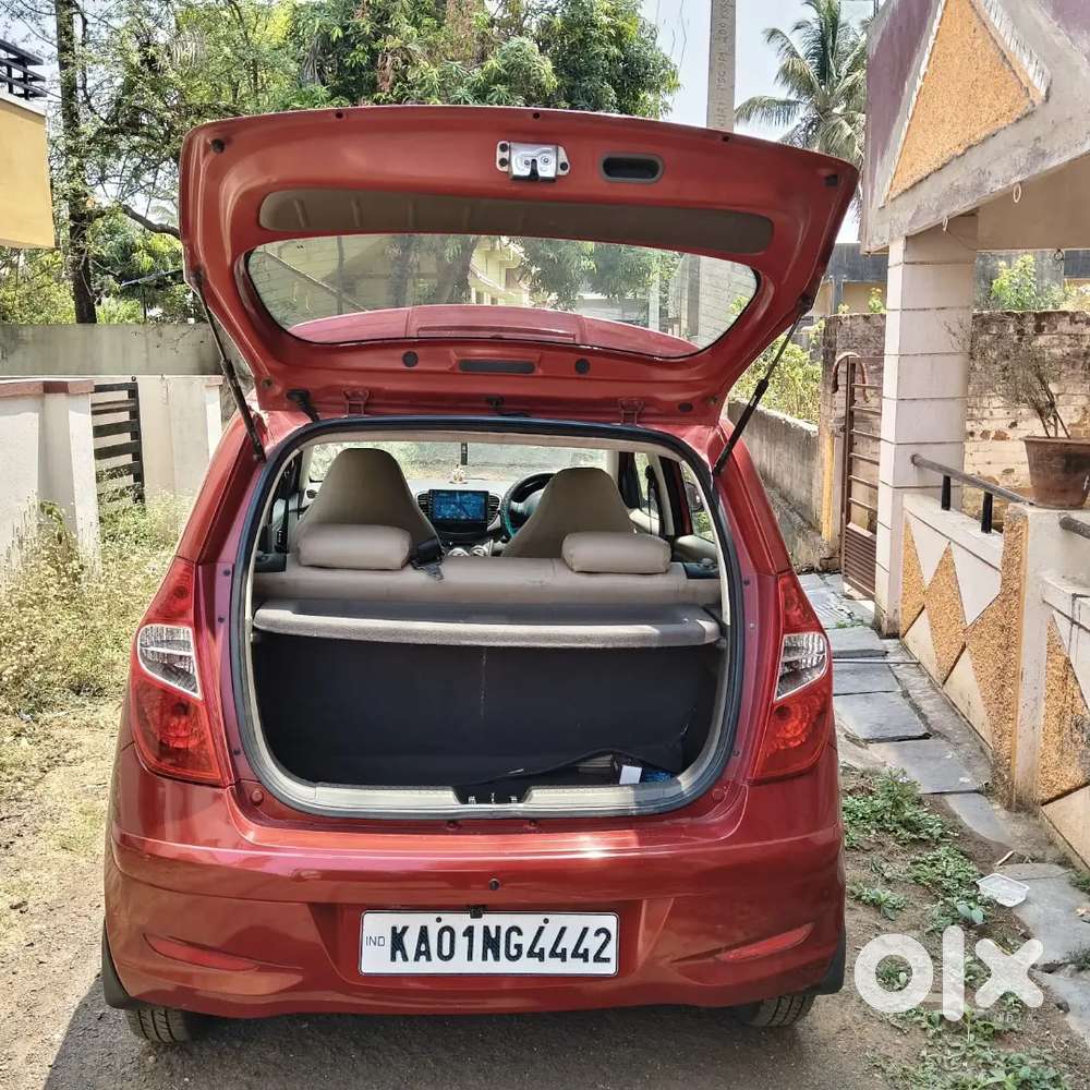 Hyundai I10 Sportz 2012 Petrol