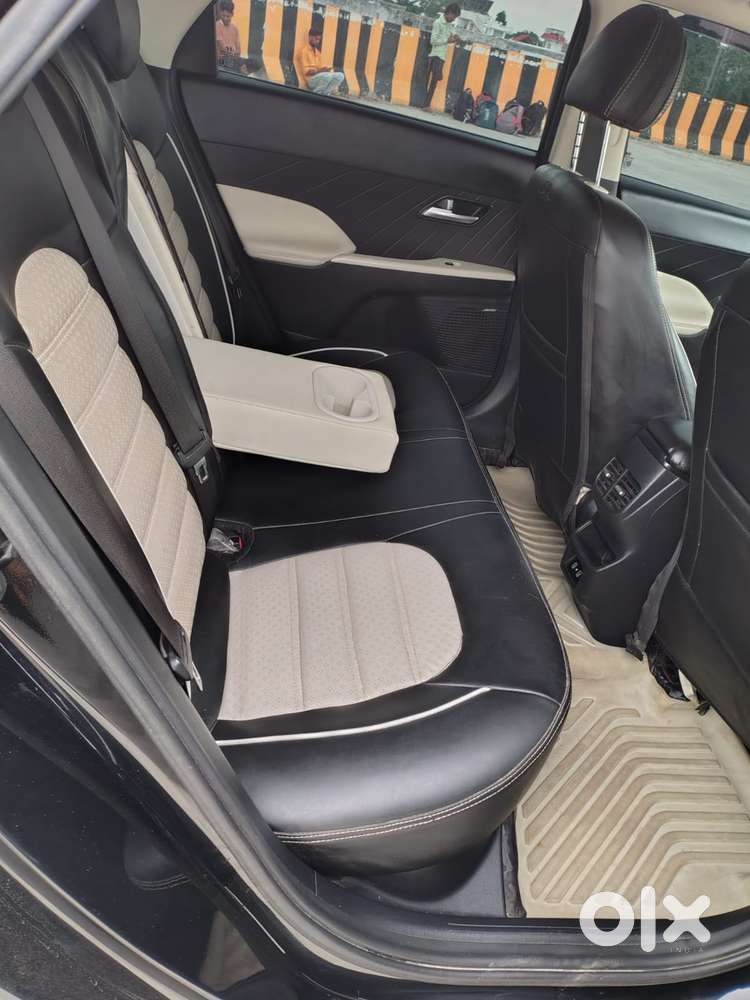 Hyundai Verna 1.5 Mpi Mt Sx (o), 2024, Petrol