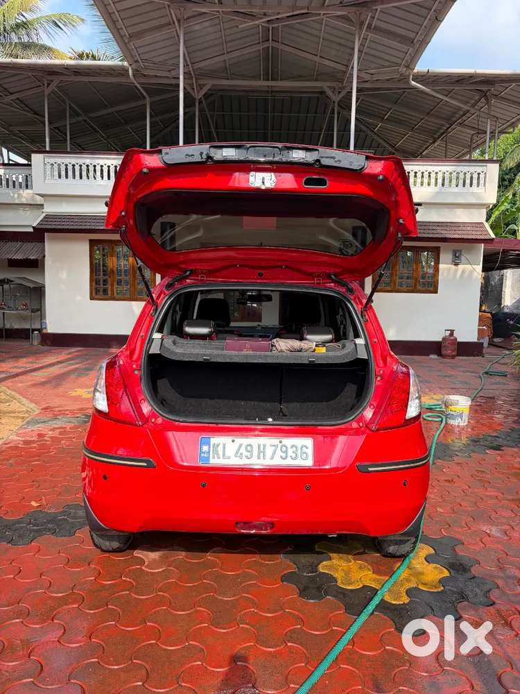 Maruti Suzuki Swift Petrol 2017