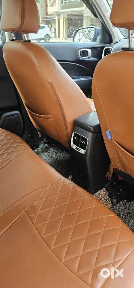 Hyundai Venue 2022 Petrol Well Maintained