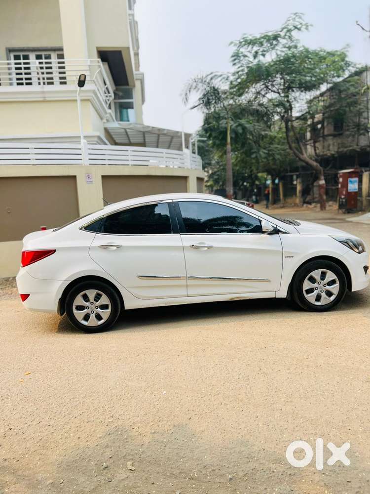 Hyundai Verna 2016-2017 1.4 Vtvt, 2016, Petrol