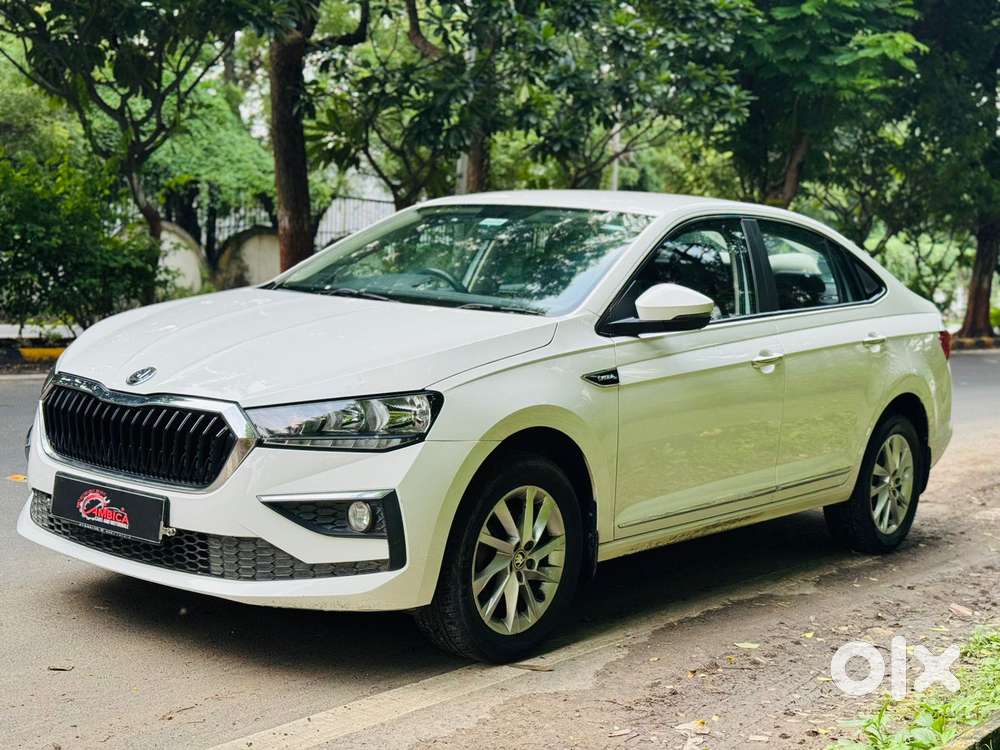 Skoda Slavia 1.0 Ambition Tsi, 2023, Petrol