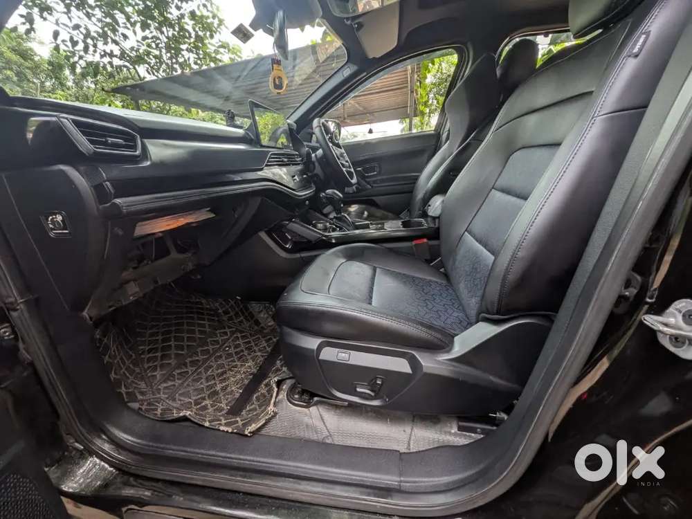 Tata Harrier Fearless Dark 2024