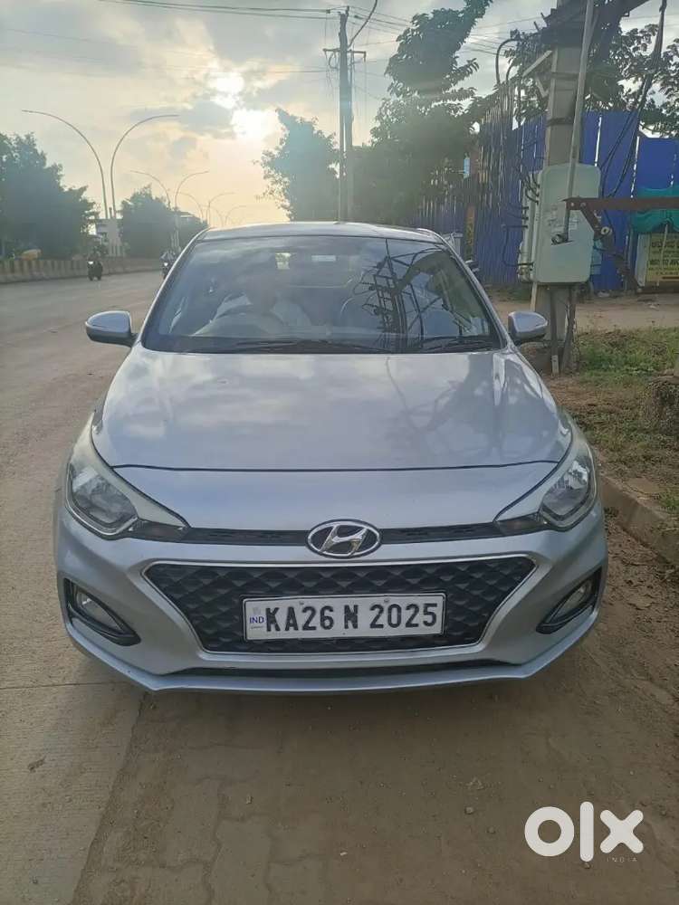 Hyundai I20 Sportz 2020 Silver