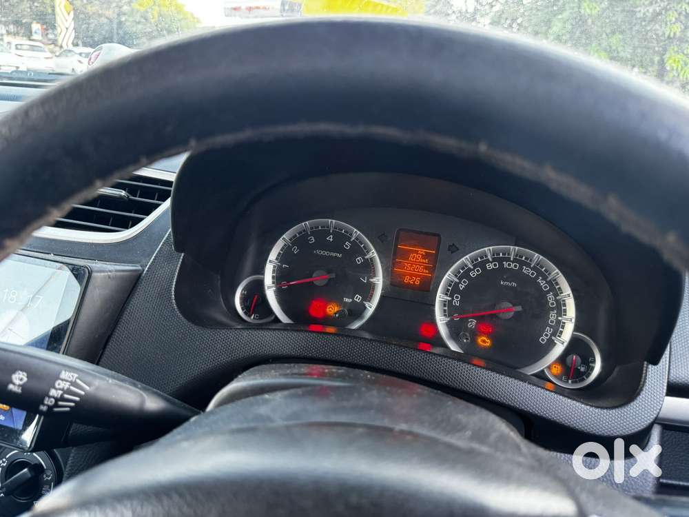 Maruti Suzuki Swift Vxi + Manual, 2015, Petrol