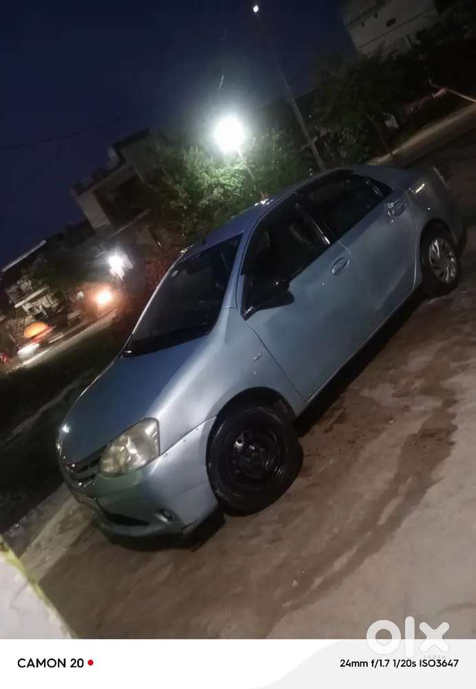 Toyota Etios Cross 2011, 70000 Km Driven