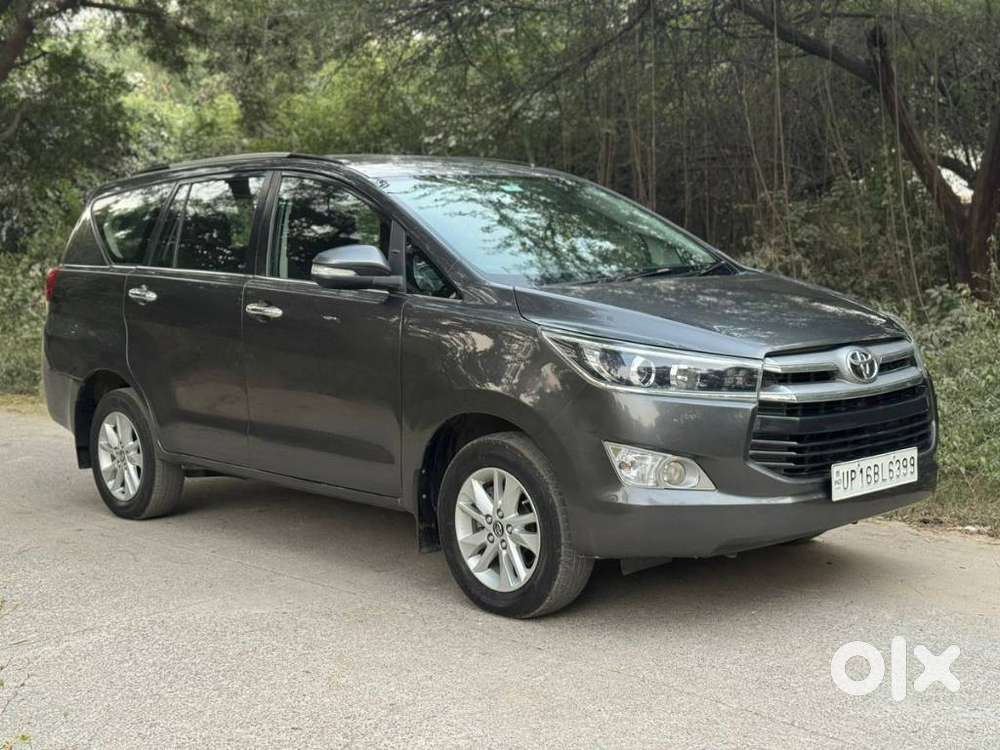 Toyota Innova Crysta