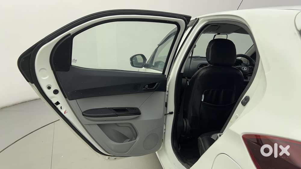 Tata Tiago 1.2 Revotron Xt Cng, 2022, Cng & Hybrids