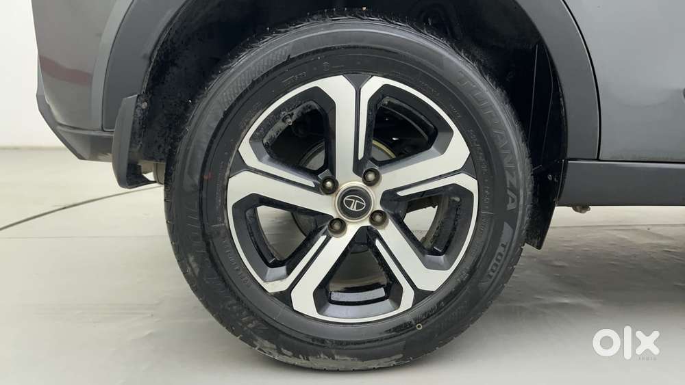 Tata Nexon 1.2 Revotron Xza Plus, 2021, Petrol