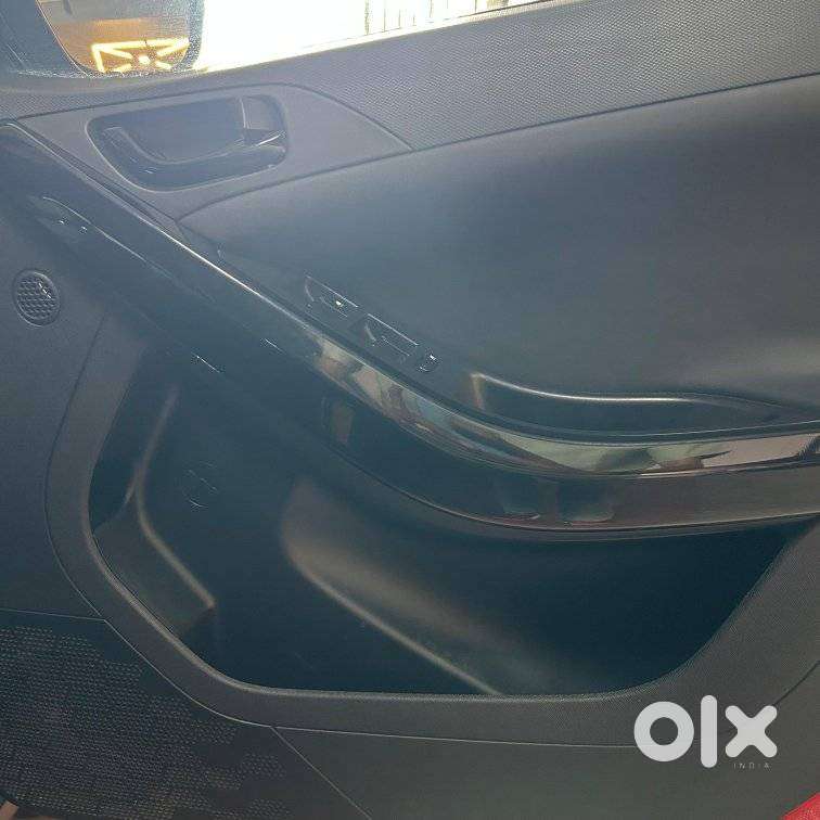 Tata Nexon Fearless Plus S 1.2 Revotron Petrol 7 Dca  Dt, 2024, Petr..