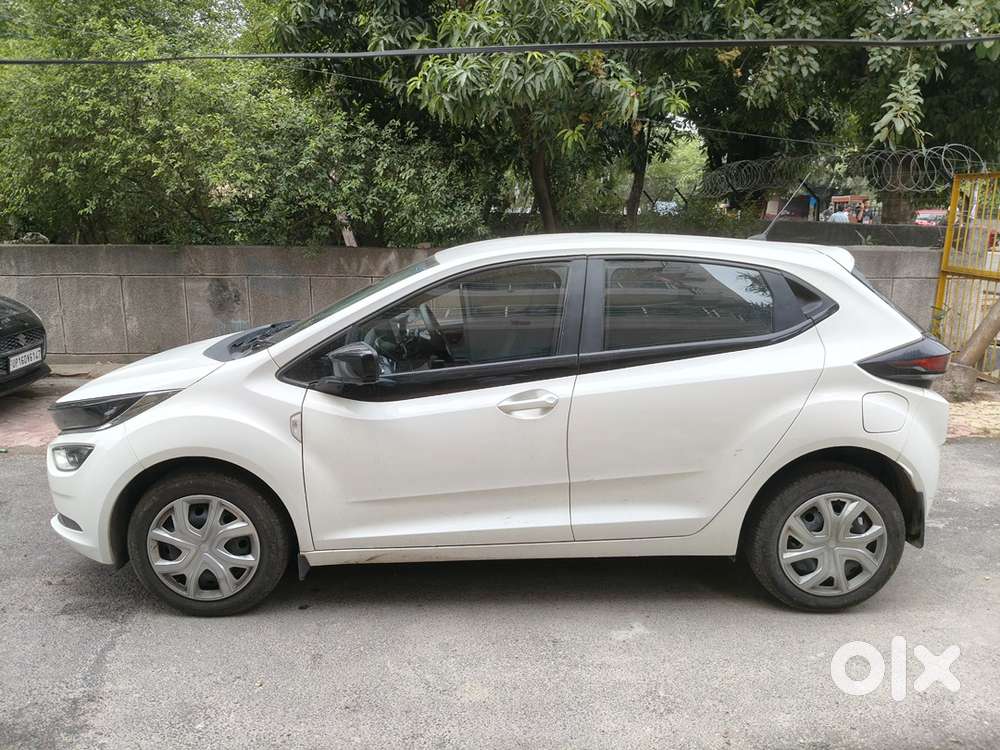 Tata Altroz 1.2 Petrol 2025