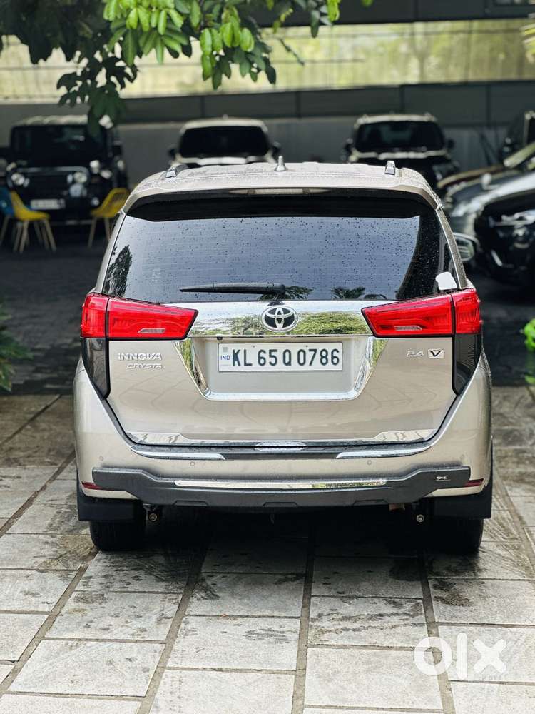 Toyota Innova Crysta 2.4 V 8 Str, 2020, Diesel