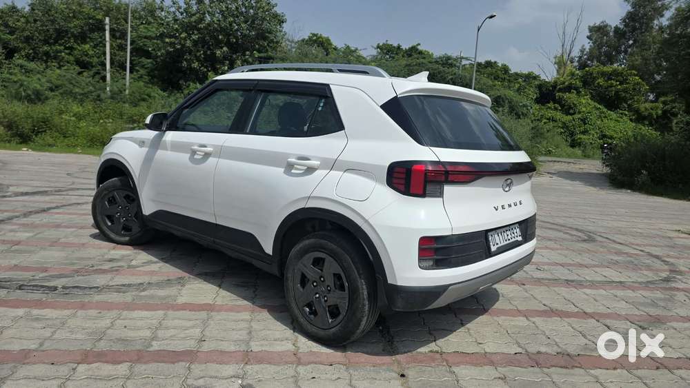 Hyundai Venue S Turbo, 2024, Petrol