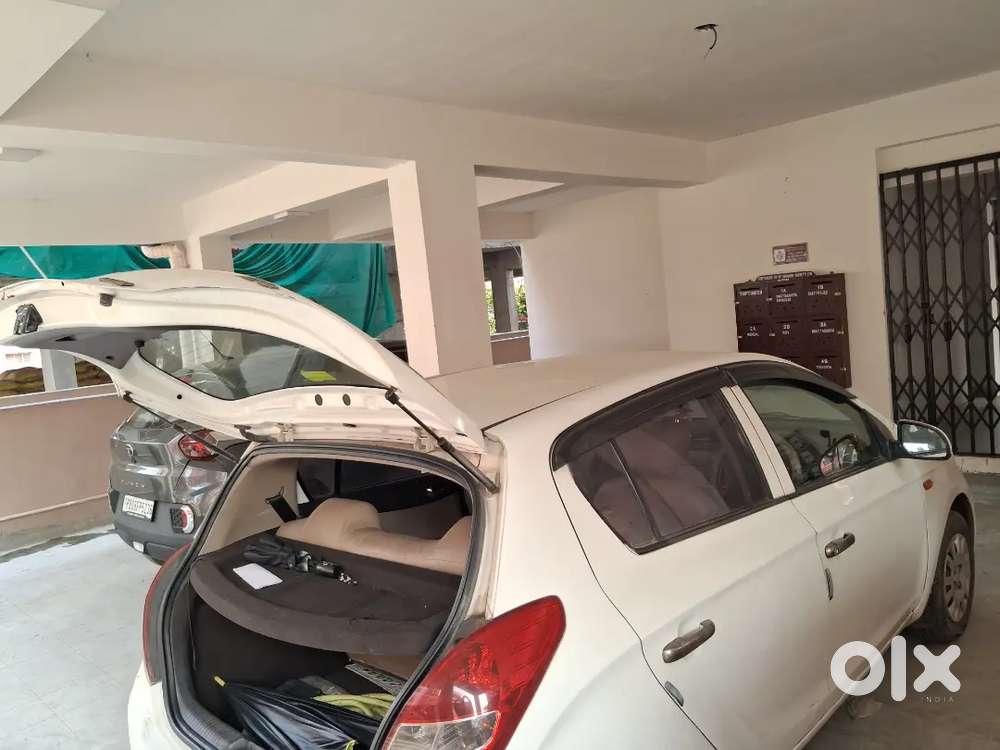 Hyundai I20 2012 Petrol 76000 Km Driven