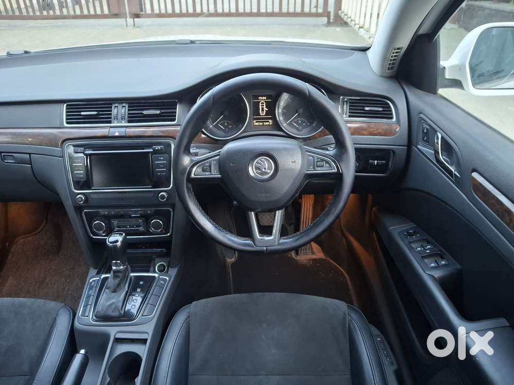 Skoda Superb 1.8 Elegance Tsi At, 2015, Petrol