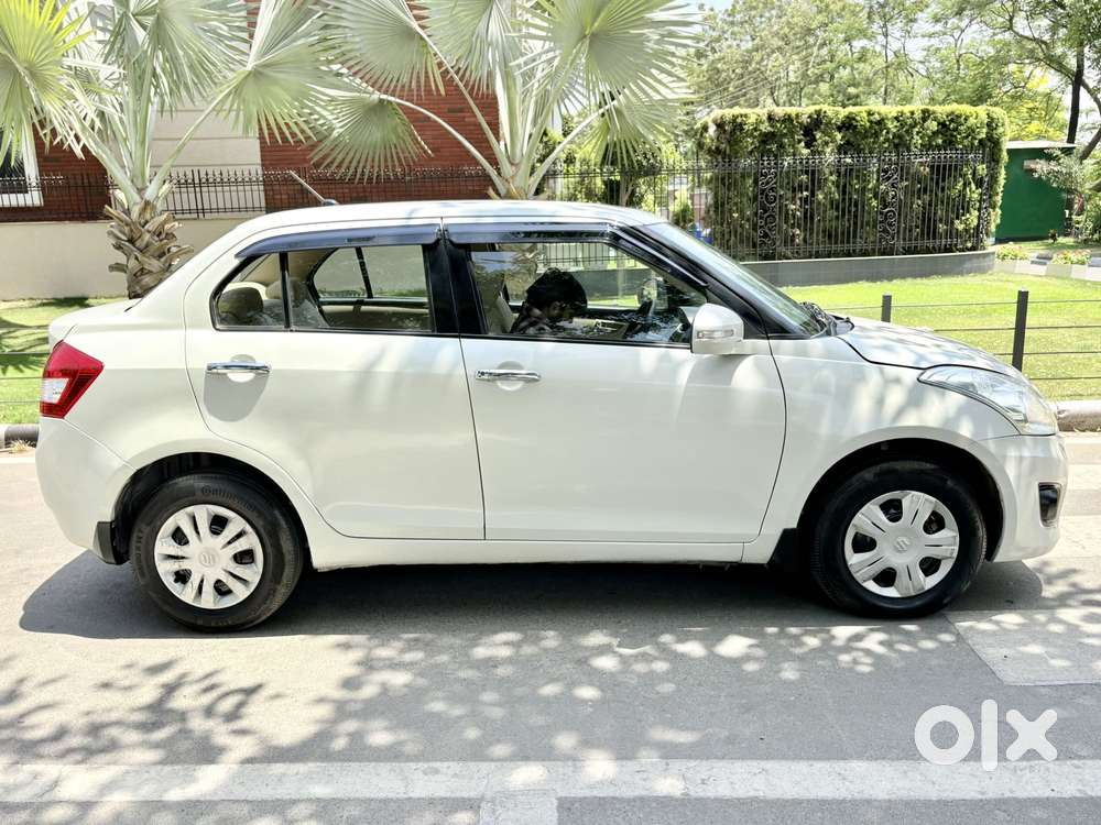 Maruti Suzuki Swift Dzire Vxi Optional, 2014, Petrol