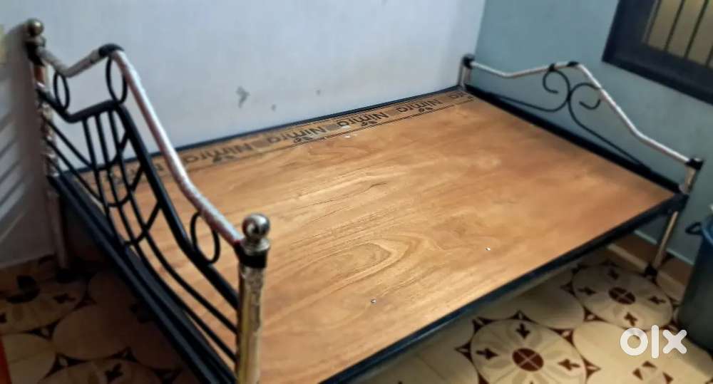 Iron Cot for sale