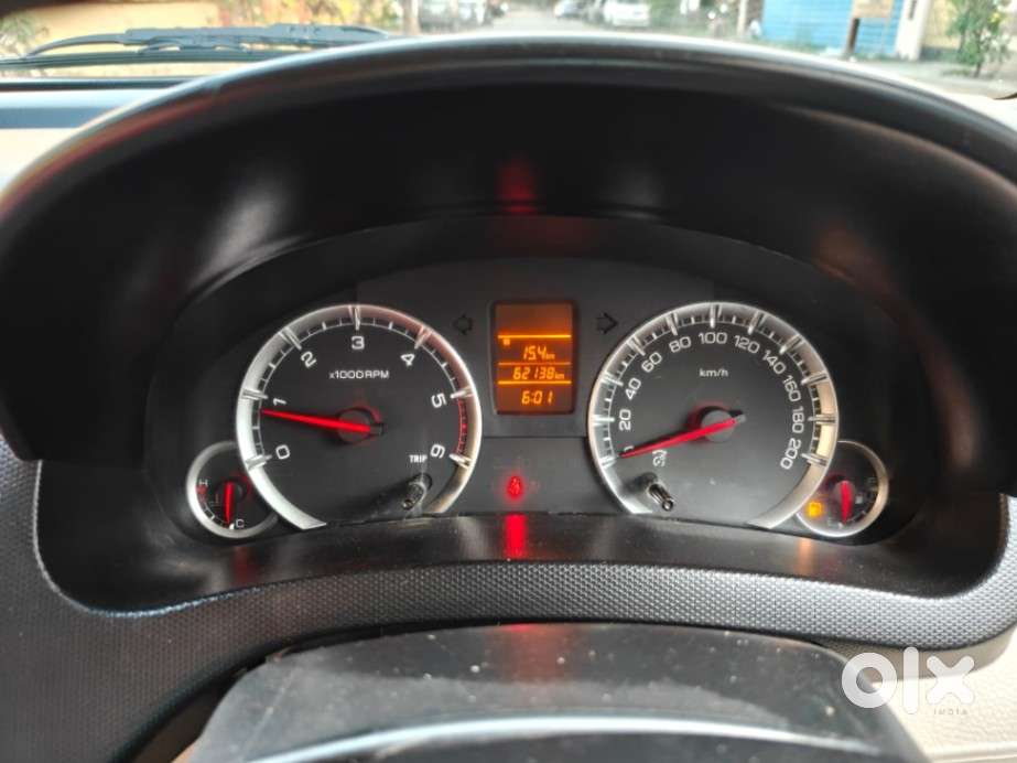 Maruti Suzuki Swift Dzire Vdi Bsiv, 2015, Diesel