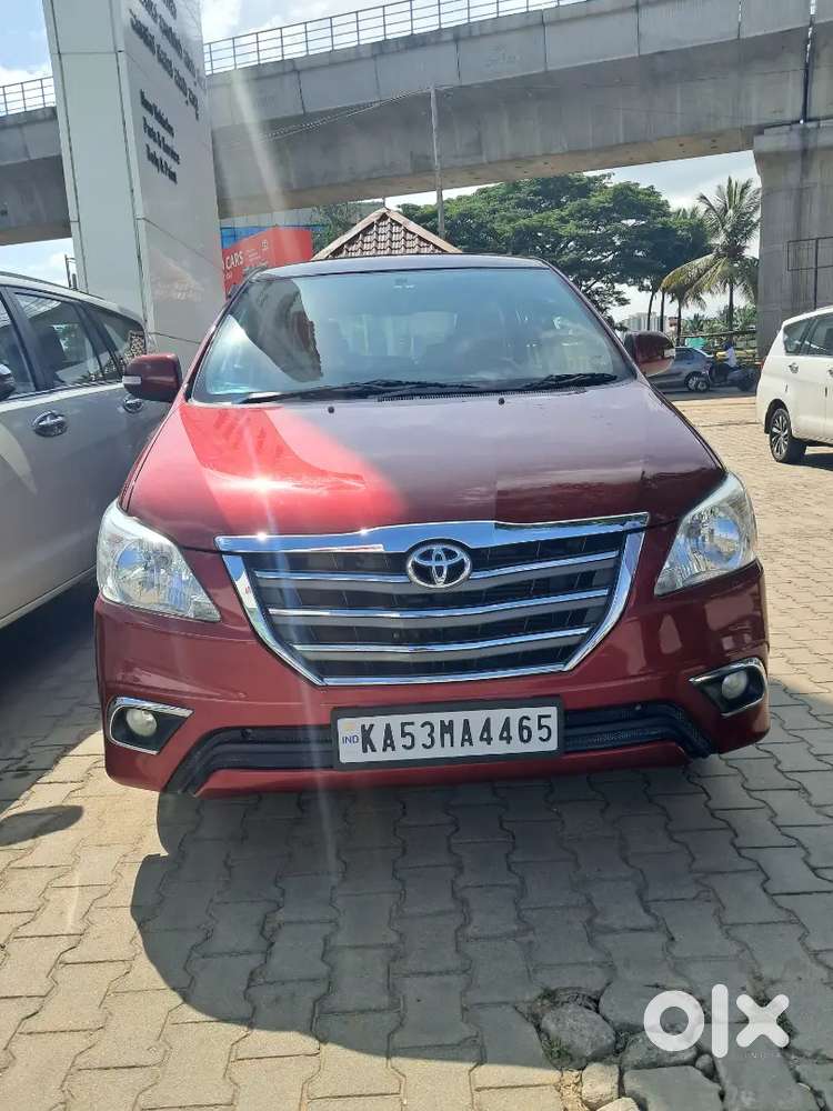 Toyota Innova 2.5 Vx 2013 Complete Showroom Serviced Zero Accidental
