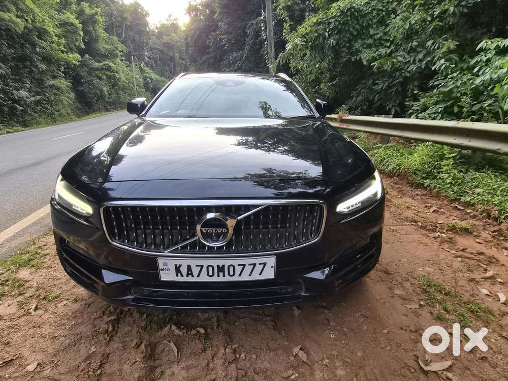 Volvo V90 Cross Country D5 Inscription, 2018, Diesel