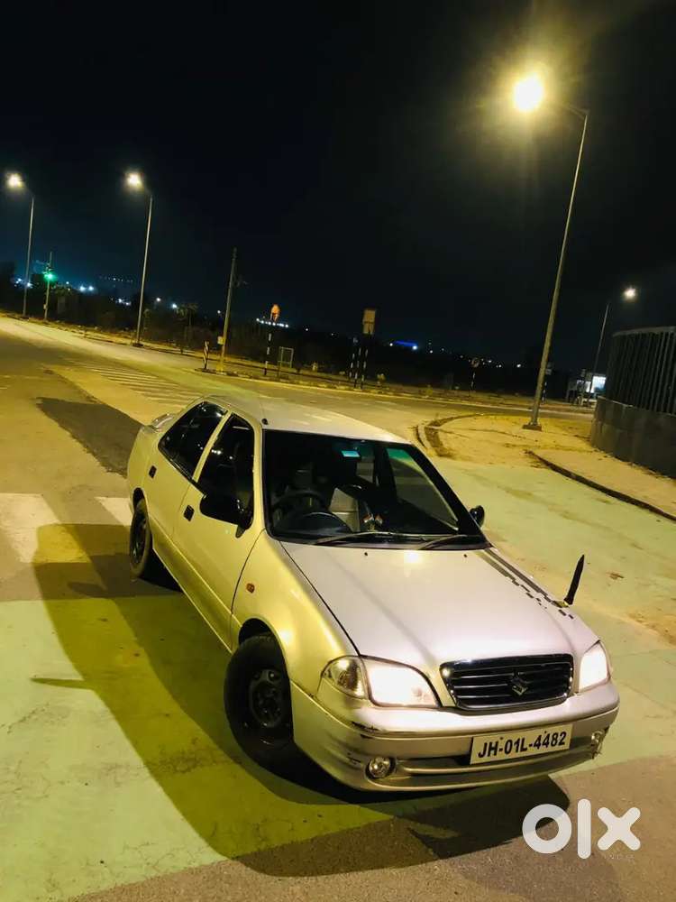 Maruti Suzuki Esteem 2005