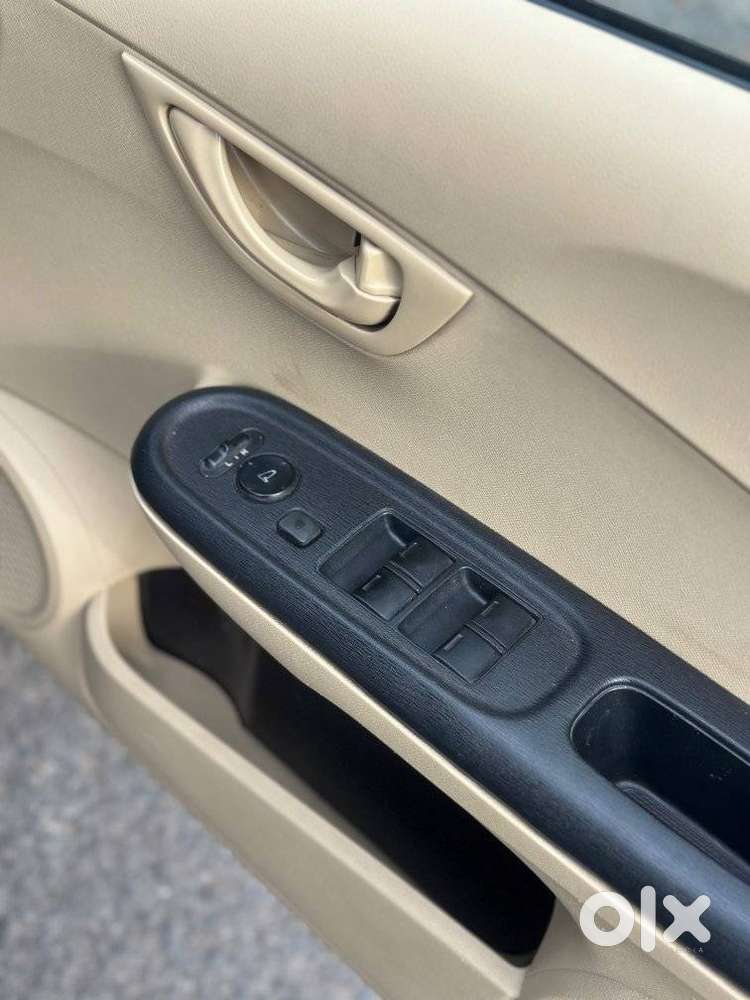 Honda Brio, 2015, Petrol