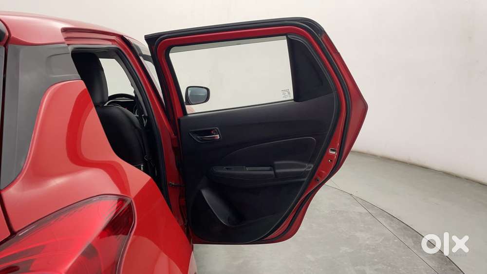 Maruti Suzuki Swift 1.3 Zxi, 2021, Petrol
